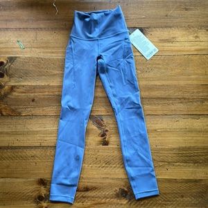 Wunder Train HE Tight 25” with pockets